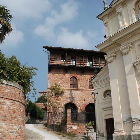 מלון Cinzano La Casa Del Castellano מראה חיצוני תמונה